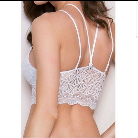 Only 1! Crochet Lace Bralette - Picture 3 of 8
